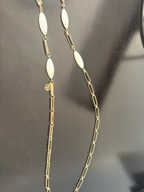 Lilly Pulitzer Gold-Link eyeglass strap with White Marquise Inlays